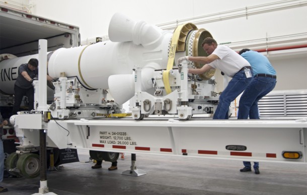 At NASA’s Kennedy Space Center in Florida, technicians help remove the Alliant Techsystems (ATK) launch abort motor from a truck after arrival at the Launch Abort System Facility. Photo credit: NASA/Charisse Nahser At NASA’s Kennedy Space Center in Florida, technicians help remove the Alliant Techsystems (ATK) launch abort motor from a truck after arrival at the Launch Abort System Facility. Photo credit: NASA/Charisse Nahser