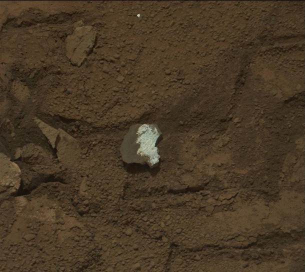 This raw image of "Tintina," a broken rock fragment in a rover wheel track, was taken by Curiosity's Mast Camera (Mastcam). Image credit: NASA/JPL-Caltech/MSSS/ASU This raw image of "Tintina," a broken rock fragment in a rover wheel track, was taken by Curiosity's Mast Camera (Mastcam). Image credit: NASA/JPL-Caltech/MSSS/ASU