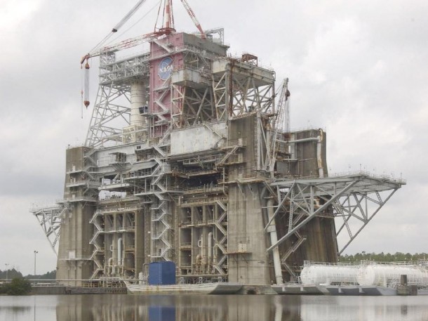 The B-1/B-2 Test Stand is a dual-position, vertical, static-firing structure built at Stennis Space Center in the 1960s. (NASA/SSC) The B-1/B-2 Test Stand is a dual-position, vertical, static-firing structure built at Stennis Space Center in the 1960s. (NASA/SSC)