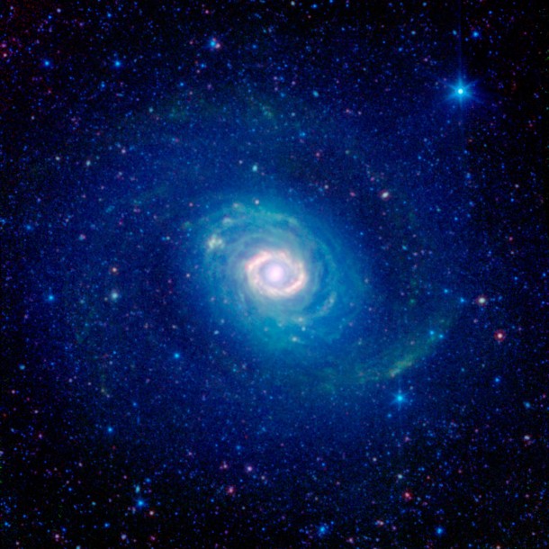 How many rings do you see in this new image of the galaxy Messier 94, also known as NGC 4736? While at first glance one might see a number of them, astronomers believe there is just one. This image was captured in infrared light by NASA's Spitzer Space Telescope. Image credit: NASA/JPL-Caltech How many rings do you see in this new image of the galaxy Messier 94, also known as NGC 4736? While at first glance one might see a number of them, astronomers believe there is just one. This image was captured in infrared light by NASA's Spitzer Space Telescope. Image credit: NASA/JPL-Caltech
