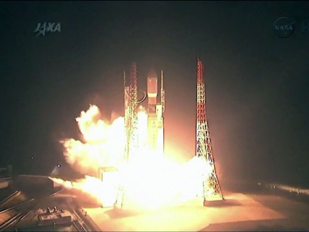 The H-II Transfer Vehicle launches atop an H-IIB launch vehicle from the Tanegashima Space Center in southern Japan at 3:48 p.m. EDT Saturday (4:48 a.m. Sunday, Japan time). The H-II Transfer Vehicle launches atop an H-IIB launch vehicle from the Tanegashima Space Center in southern Japan at 3:48 p.m. EDT Saturday (4:48 a.m. Sunday, Japan time).