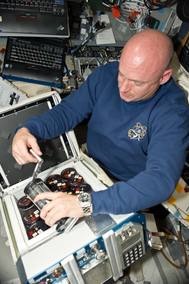 Antibiotic Effectiveness in Space (AES-1) consists of Commercial Generic Bioprocessing Apparatus and 16 Group Activation Packs. Here, astronaut Mark Kelly works with similar hardware used in the NLP-Vaccine-10 investigation. Image Credit: BioServe Space Technologies Antibiotic Effectiveness in Space (AES-1) consists of Commercial Generic Bioprocessing Apparatus and 16 Group Activation Packs. Here, astronaut Mark Kelly works with similar hardware used in the NLP-Vaccine-10 investigation. Image Credit: BioServe Space Technologies