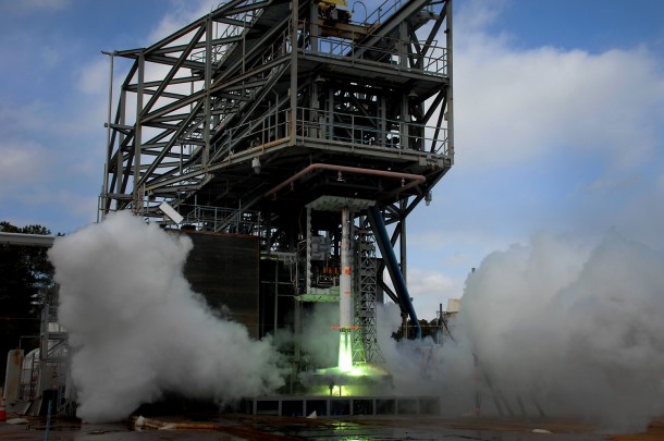 A 5-percent scale model of the Space Launch System (SLS) is ignited for five seconds to measure the effect acoustic noise and pressure have on the vehicle at liftoff. Image Credit: NASA/MSFC/David Olive A 5-percent scale model of the Space Launch System (SLS) is ignited for five seconds to measure the effect acoustic noise and pressure have on the vehicle at liftoff. Image Credit: NASA/MSFC/David Olive