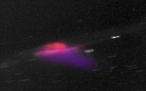 While the curtain-like auroras we see at Earth are green at the bottom and red at the top, NASA's Cassini spacecraft has shown us similar curtain-like auroras at Saturn that are red at the bottom and purple at the top. Image credit: NASA/JPL-Caltech/SSI While the curtain-like auroras we see at Earth are green at the bottom and red at the top, NASA's Cassini spacecraft has shown us similar curtain-like auroras at Saturn that are red at the bottom and purple at the top. Image credit: NASA/JPL-Caltech/SSI