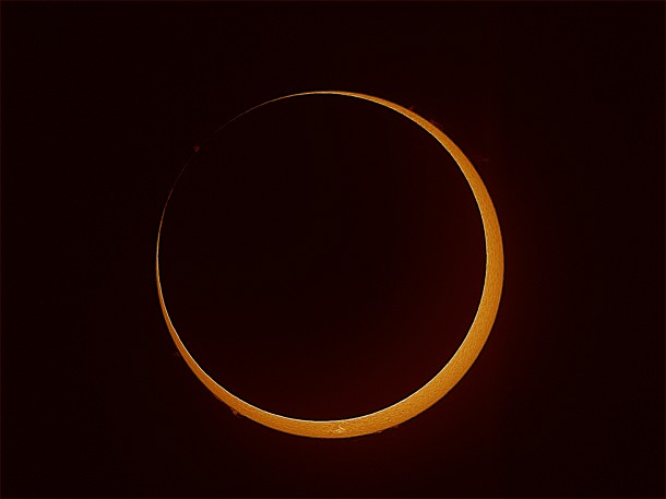 Image Credit & Copyright: Cameron McCarty, Matthew Bartow, Michael Johnson - MWV Observatory, Coca-Cola Space Science Center, Columbus State University Eclipse Team Image Credit & Copyright: Cameron McCarty, Matthew Bartow, Michael Johnson - MWV Observatory, Coca-Cola Space Science Center, Columbus State University Eclipse Team
