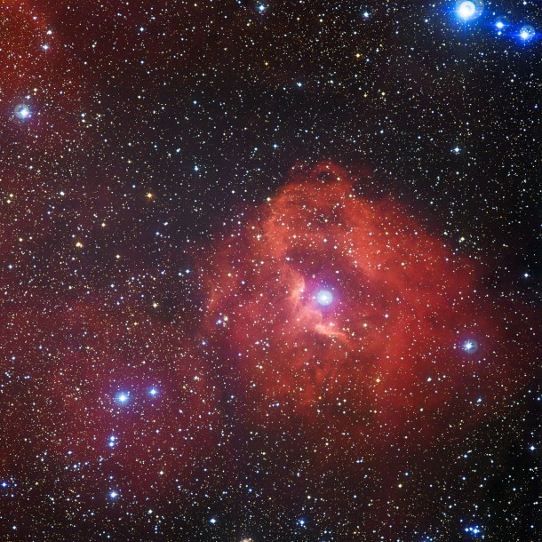 This new image from the Wide Field Imager (WFI) on the MPG/ESO 2.2-metre telescope at the La Silla Observatory in Chile reveals a cloud of hydrogen and newborn stars called Gum 41. In the middle of this little-known nebula, brilliant hot young stars emit energetic radiation that causes the surrounding hydrogen to glow with a characteristic red hue. Credit: ESO This new image from the Wide Field Imager (WFI) on the MPG/ESO 2.2-metre telescope at the La Silla Observatory in Chile reveals a cloud of hydrogen and newborn stars called Gum 41. In the middle of this little-known nebula, brilliant hot young stars emit energetic radiation that causes the surrounding hydrogen to glow with a characteristic red hue. Credit: ESO