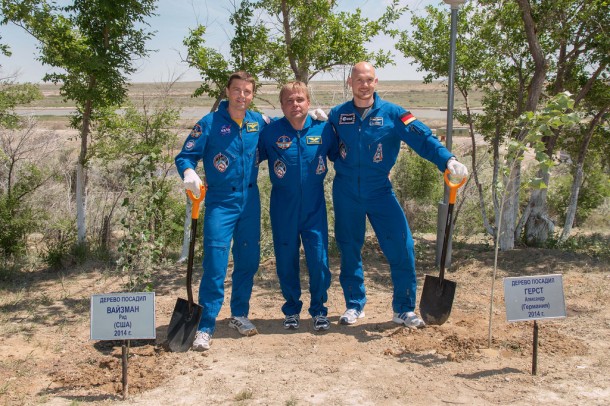 Expedition 40/41 crew members plant trees as part of ceremonial activities before their May 28 (U.S. time) launch to the International Space Station. Image Credit: NASA/Victor Zelentsov Expedition 40/41 crew members plant trees as part of ceremonial activities before their May 28 (U.S. time) launch to the International Space Station. Image Credit: NASA/Victor Zelentsov