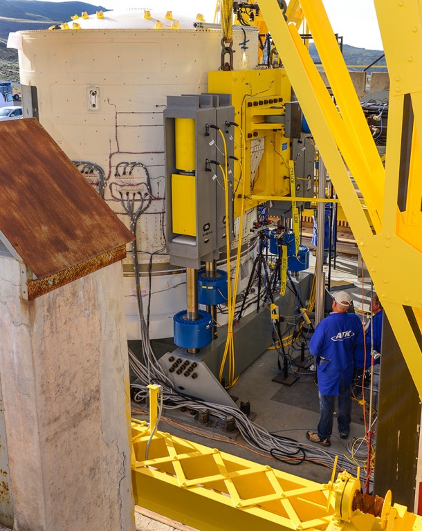 NASA and ATK engineers complete structural loads testing on the Space Launch System (SLS) booster forward skirt at ATK’s facility in Promontory, Utah. Image Credit: ATK NASA and ATK engineers complete structural loads testing on the Space Launch System (SLS) booster forward skirt at ATK’s facility in Promontory, Utah. Image Credit: ATK