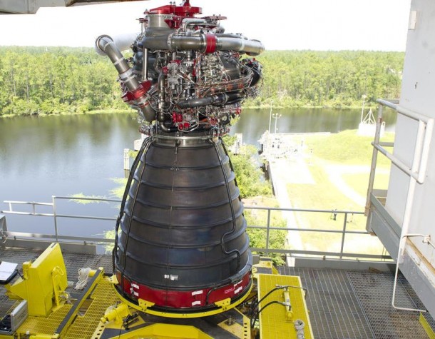 RS-25 rocket engine No. 0525 is positioned onto the A-1 Test Stand at NASA’s Stennis Space Center in Mississippi preparation for a series of developmental tests. Image Credit: NASA RS-25 rocket engine No. 0525 is positioned onto the A-1 Test Stand at NASA’s Stennis Space Center in Mississippi preparation for a series of developmental tests. Image Credit: NASA