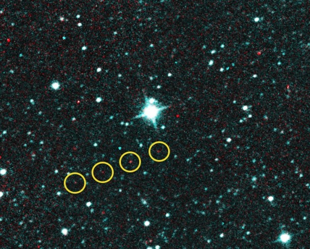 Comet C/2013 UQ4 (Catalina) first looked like an asteroid when NASA’s NEOWISE team first observed it on December 31, 2013. These exposures were taken that day, when the comet was at a distance of about 2.9 AU from the sun. Image Credit: NASA/JPL-Caltech Comet C/2013 UQ4 (Catalina) first looked like an asteroid when NASA’s NEOWISE team first observed it on December 31, 2013. These exposures were taken that day, when the comet was at a distance of about 2.9 AU from the sun. Image Credit: NASA/JPL-Caltech