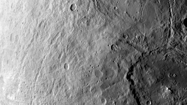A large crater in the southern hemisphere of dwarf planet Ceres is seen in this image taken by NASA's Dawn spacecraft on June 6, 2015. Credit: NASA/JPL-Caltech/UCLA/MPS/DLR/IDA A large crater in the southern hemisphere of dwarf planet Ceres is seen in this image taken by NASA's Dawn spacecraft on June 6, 2015. Credit: NASA/JPL-Caltech/UCLA/MPS/DLR/IDA