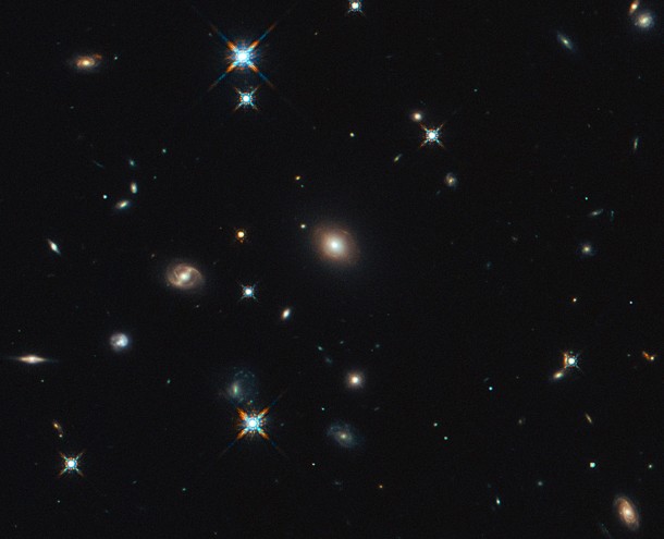 The image shows the foreground lensing galaxy (observed with Hubble), and the gravitationally lensed galaxy SDP.81, which forms an almost perfect Einstein Ring, is hardly visible. Credit: ALMA (NRAO/ESO/NAOJ)/Y. Tamura (The University of Tokyo)/Mark Swinbank (Durham University) The image shows the foreground lensing galaxy (observed with Hubble), and the gravitationally lensed galaxy SDP.81, which forms an almost perfect Einstein Ring, is hardly visible. Credit: ALMA (NRAO/ESO/NAOJ)/Y. Tamura (The University of Tokyo)/Mark Swinbank (Durham University)