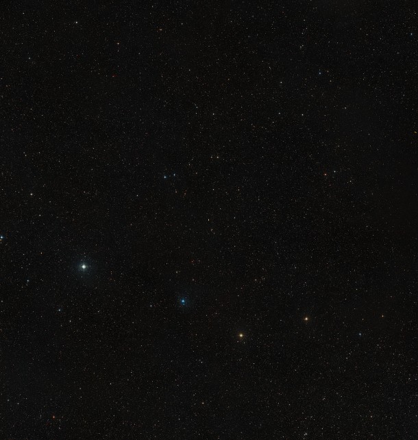 This image shows the region of sky around the planetary nebula called the Twin Jet Nebula. The bipolar planetary nebula lies about 4200 light-years away. Credit: NASA, ESA, Digitized Sky Survey 2 This image shows the region of sky around the planetary nebula called the Twin Jet Nebula. The bipolar planetary nebula lies about 4200 light-years away. Credit: NASA, ESA, Digitized Sky Survey 2