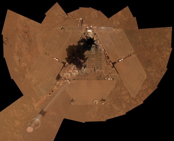 A dust storm on Mars in 2008 temporarily cuts the amount of sunlight reaching the solar array on NASA's Mars Exploration Rover Spirit, leaving the rover in a vulnerable state. Credits: NASA/JPL-Caltech/Cornell A dust storm on Mars in 2008 temporarily cuts the amount of sunlight reaching the solar array on NASA's Mars Exploration Rover Spirit, leaving the rover in a vulnerable state. Credits: NASA/JPL-Caltech/Cornell