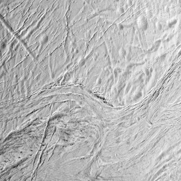 During its final close flyby of Saturn's moon Enceladus, NASA's Cassini spacecraft captured this view featuring the nearly parallel furrows and ridges of the feature named Samarkand Sulci. During its final close flyby of Saturn's moon Enceladus, NASA's Cassini spacecraft captured this view featuring the nearly parallel furrows and ridges of the feature named Samarkand Sulci.