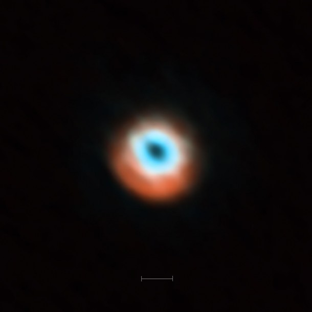The bar at the bottom of the image indicates the diameter of the orbit of Neptune in the Solar System (60 AU). Credit: ALMA (ESO/NOAJ/NRAO) The bar at the bottom of the image indicates the diameter of the orbit of Neptune in the Solar System (60 AU). Credit: ALMA (ESO/NOAJ/NRAO)