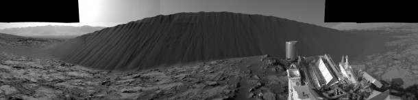 This view from NASA's Curiosity Mars Rover shows the downwind side of a dune about 13 feet high within the Bagnold Dunes field on Mars. Credit: NASA/JPL-Caltech This view from NASA's Curiosity Mars Rover shows the downwind side of a dune about 13 feet high within the Bagnold Dunes field on Mars. Credit: NASA/JPL-Caltech
