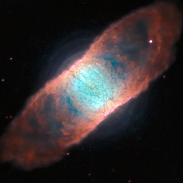 The coupling of the AOF with MUSE gives access to both greater sharpness and a wide dynamic range when observing celestial objects like planetary nebulae. These new observations of IC 4406 revealed shells that have never been seen before, along with the already familiar dark dust structures in the nebula that gave it the popular name the Retina Nebula. This image shows a small fraction of the total data collected by the MUSE using the AOF system and demonstrates the increased abilities of the new AOF equipped MUSE instrument. Credit: ESO/J. Richard (CRAL) The coupling of the AOF with MUSE gives access to both greater sharpness and a wide dynamic range when observing celestial objects like planetary nebulae. These new observations of IC 4406 revealed shells that have never been seen before, along with the already familiar dark dust structures in the nebula that gave it the popular name the Retina Nebula. This image shows a small fraction of the total data collected by the MUSE using the AOF system and demonstrates the increased abilities of the new AOF equipped MUSE instrument. Credit: ESO/J. Richard (CRAL)